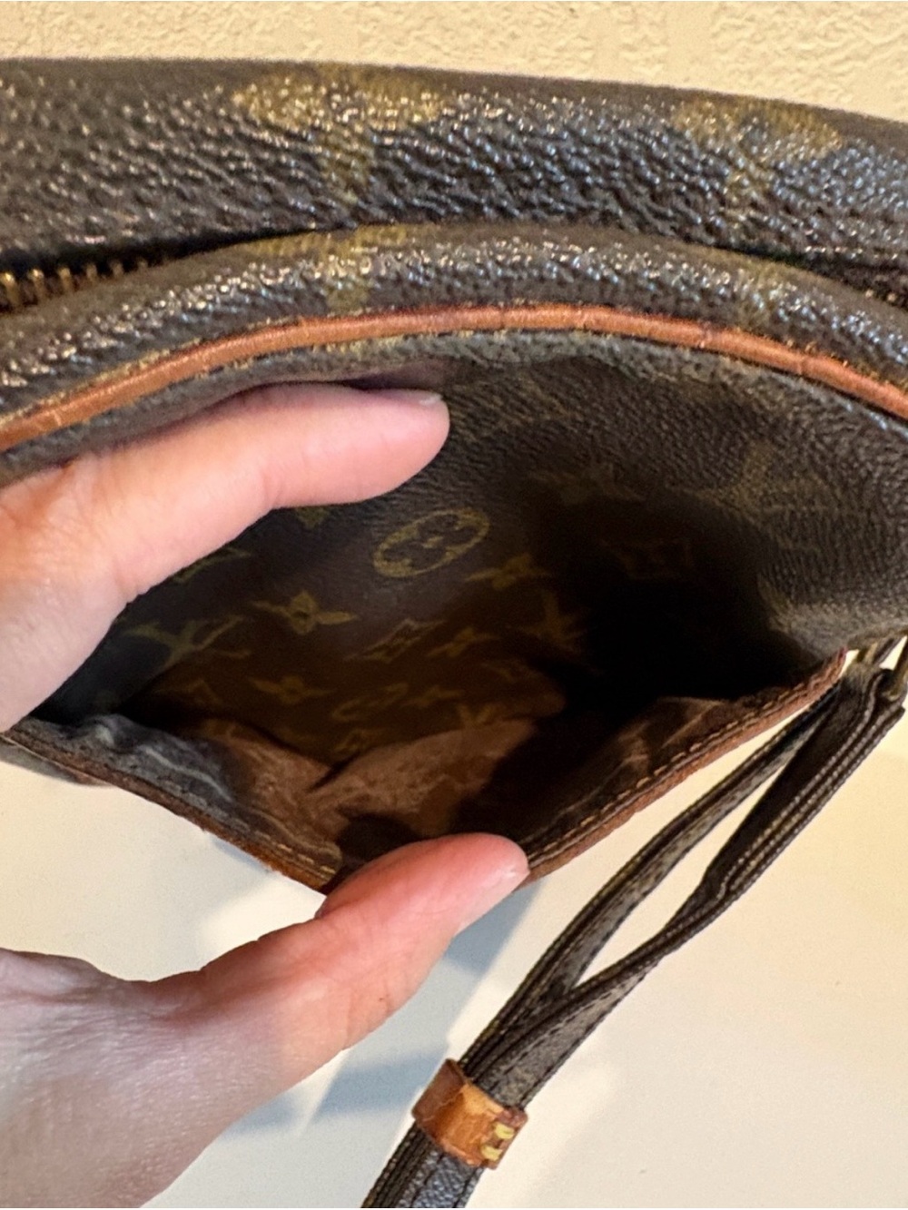 Louis Vuitton Danube Mini
Brown Monogram Crossbody Bag - Picture 11 of 14